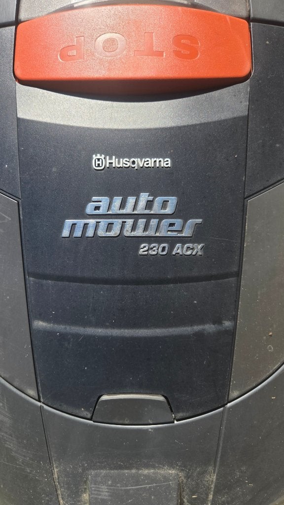 Husqvarna Automower 230ACX, Enlèvement, Utilisé, 20 à 25 cm