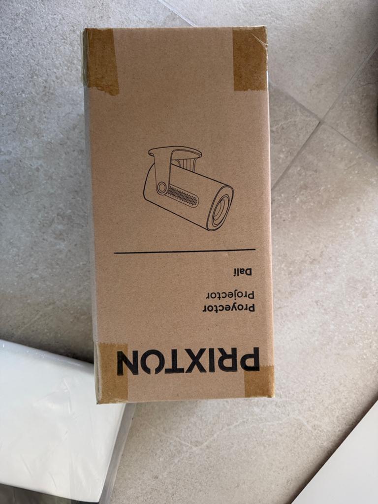 Nieuwe PRIXTON mini projector beamer+scherm ongeopend, Audio, Tv en Foto, Beamer-accessoires, Nieuw, Ophalen