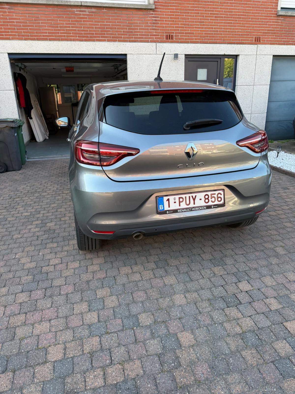 Renault Clio 1.0 Tce - 2023 - 53000 km, Autos, Renault, Particulier, Essence, Gris, Clio