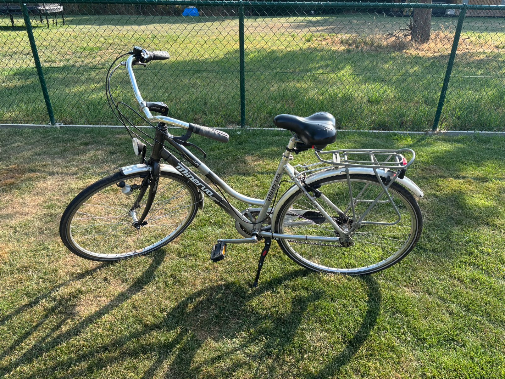 Minerva damesfiets 24 inch, Ophalen, Gebruikt