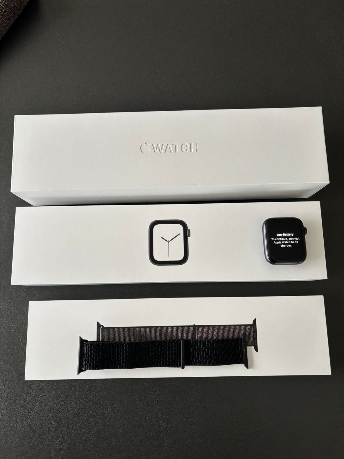 Iwatch Apple Watch Series 4 44mm nieuwstaat!, Handtassen en Accessoires, Ophalen, Zo goed als nieuw