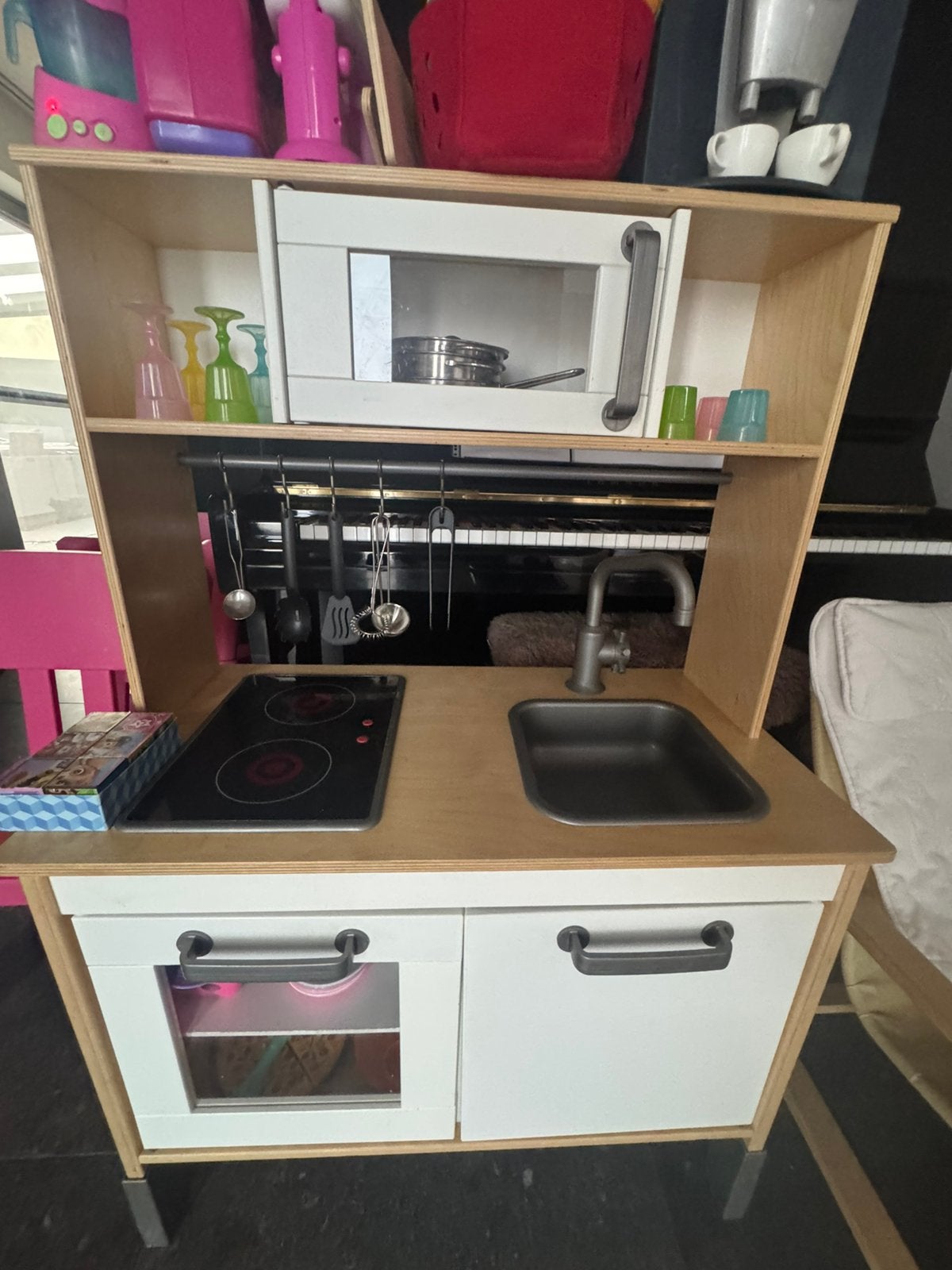 Ikea keukentje, Ophalen, Zo goed als nieuw