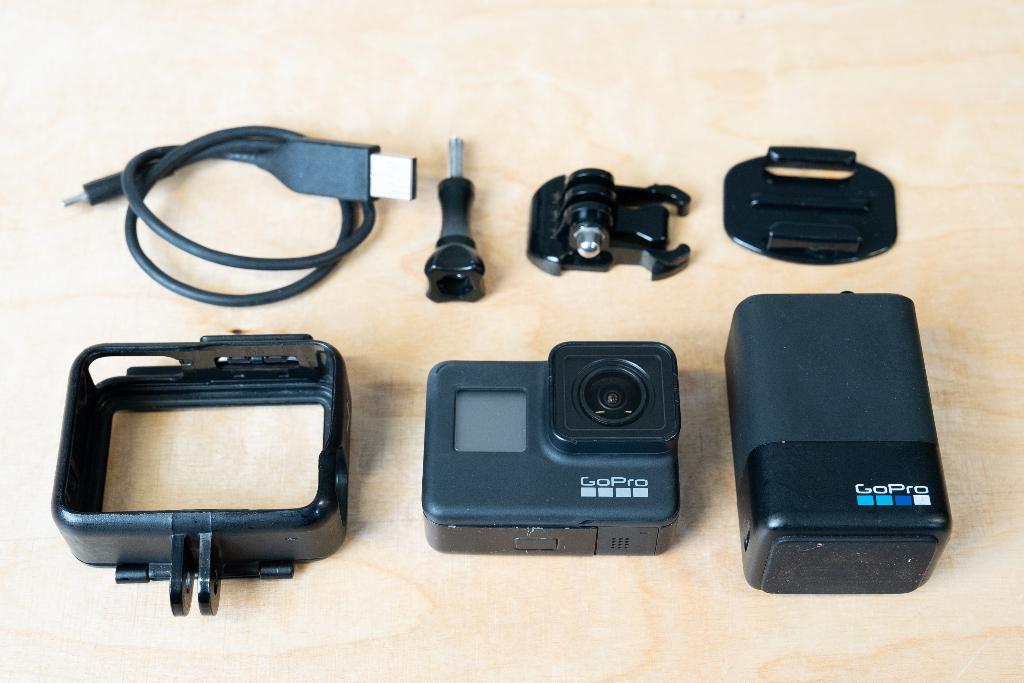GoPro Hero 7 Black + Dual Charger, Ophalen, Gebruikt, GoPro