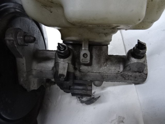 HOOFDREMCILINDER Seat Leon (1P1) (01-2005/08-2013), Gebruikt, Service@seat.de, Seat Deutschland GmbH, Seat