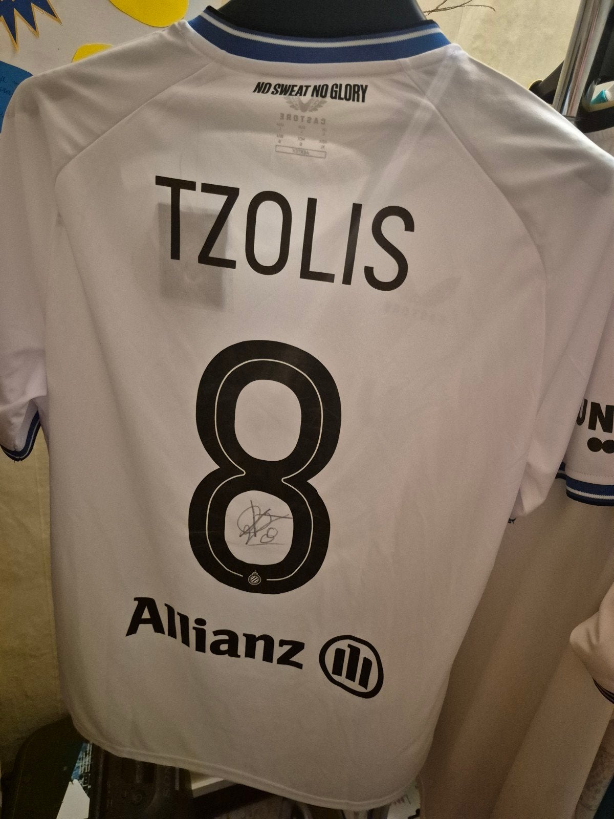Shirt Christos Tzolis gesigneerd, Enlèvement ou Envoi, Maillot