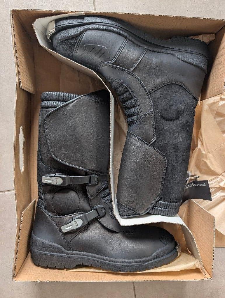 Splinternieuwe BMW GS motorlaarzen maat 45 - nooit gedragen, Motos, Femmes, Bottes, Enlèvement ou Envoi, Neuf, avec ticket