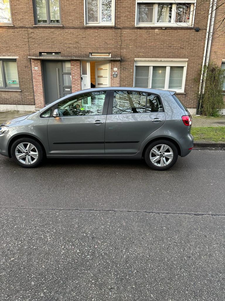 Volkswagen golf plus benzine automat, Auto's, 4 deurs, Leder, Grijs, Parkeersensor