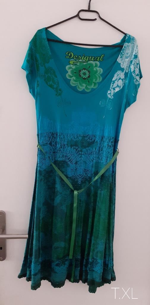 Robes DESIGUAL (plusieurs photos), Ophalen, DESIGUAL, Maat 46/48 (XL) of groter, Knielengte