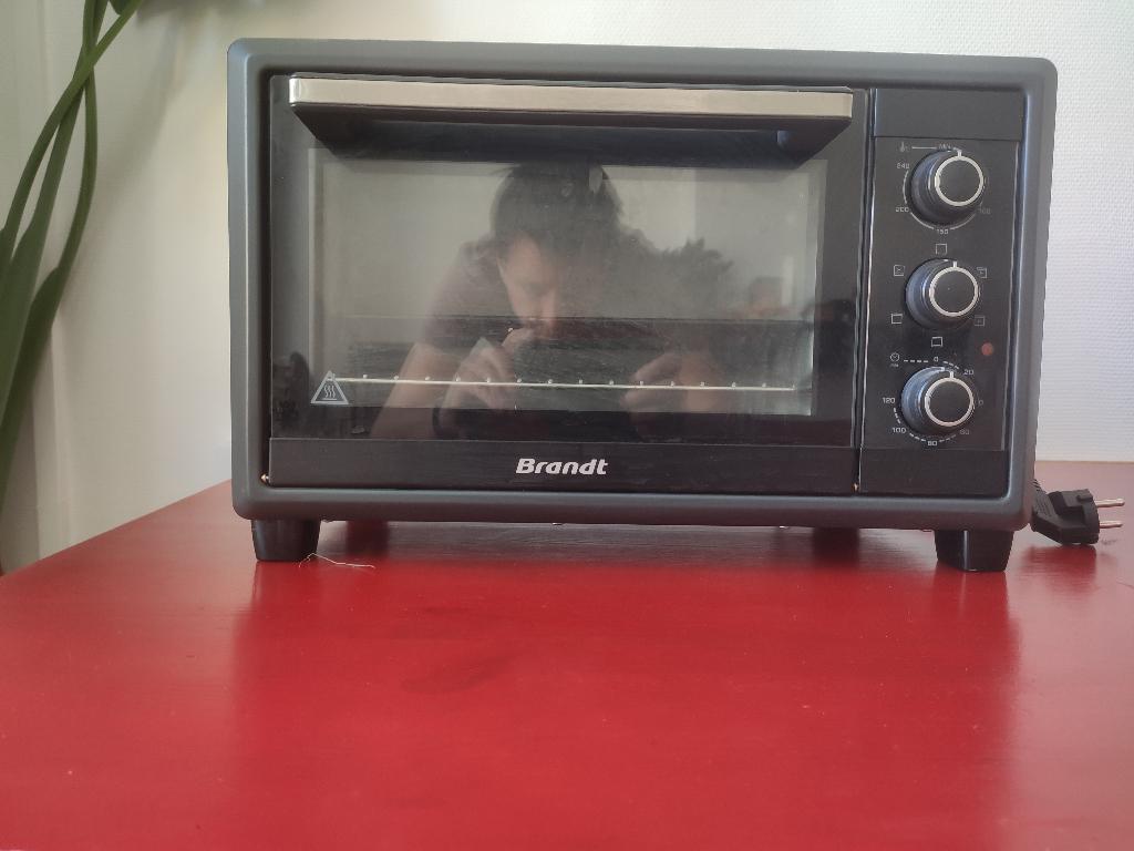 Petit four Brandt, Electroménager, Four avec gril, Comme neuf, Moins de 45 cm, Enlèvement
