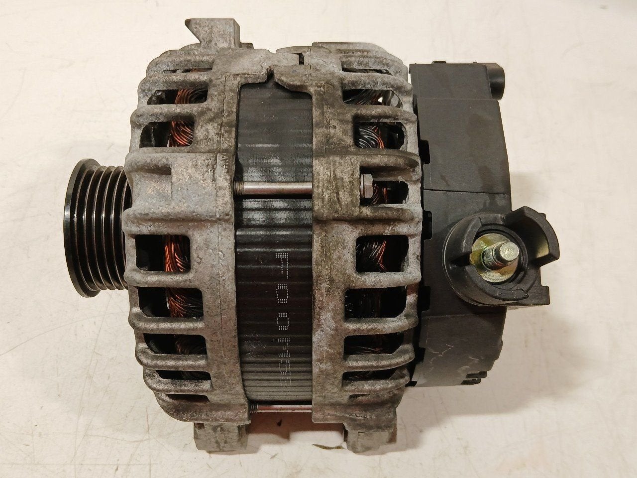 Dynamo Jaguar XE, Auto-onderdelen, Onderdelen@venauto.nl, Van der Ven Autorecycling B.V., Gebruikt, Ettenseweg 76, 4706 PB Roosendaal, The Netherlands