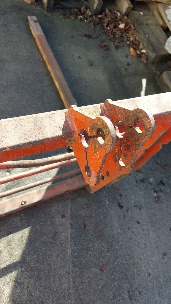 Palletvork, palletdrager van de fabrikant Hekamp, Ophalen