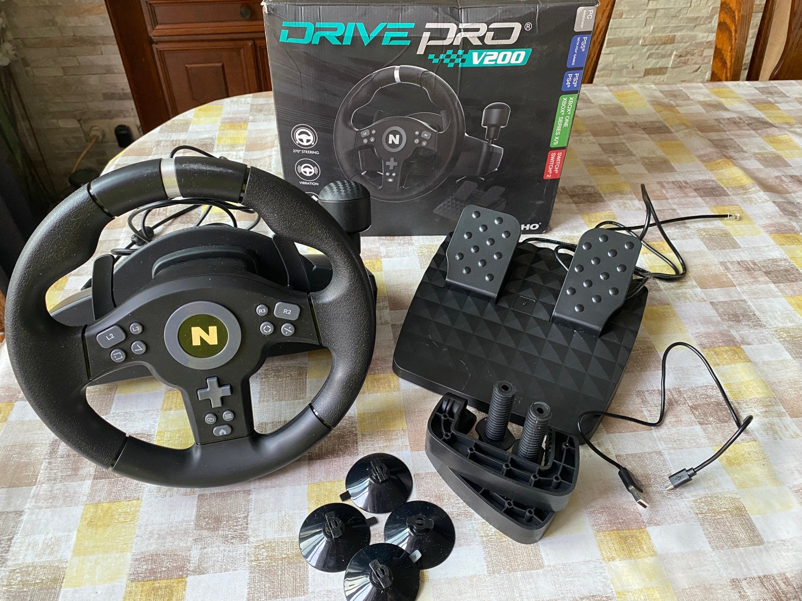 Stuurwiel Nitho Drive Pro V200 race + pedalen en schakelpook, Games en Spelcomputers, Ophalen of Verzenden, Zo goed als nieuw