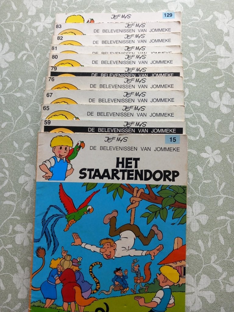 11 Strips < de belevenissen van Jommeke >, Boeken, Meerdere stripboeken, Ophalen, Gelezen, Jef Nys.