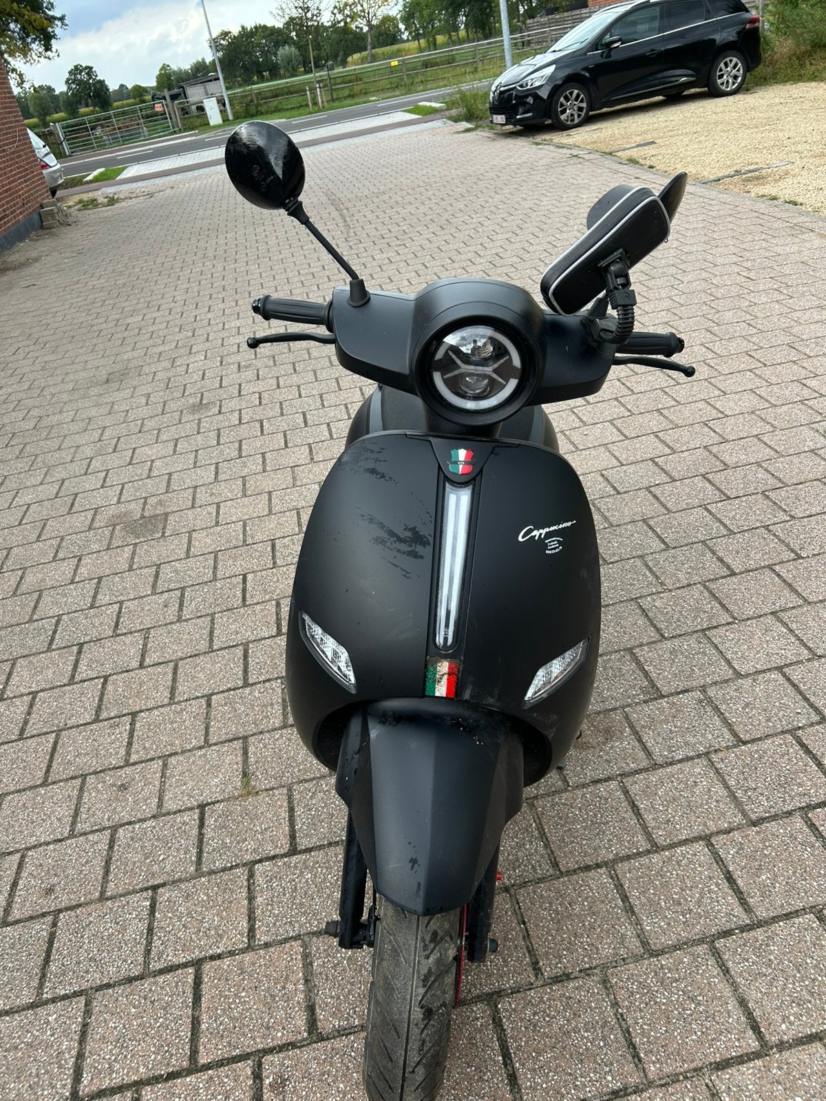 GTS Cappucino 50cc Klasse B - Slechts 3961 km!, Fietsen en Brommers, Scooters | Vespa, Ophalen, Overige modellen, Benzine, 50 cc
