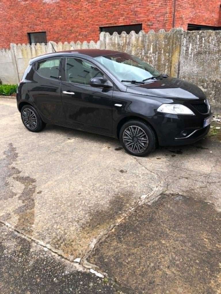 Auto Lancia Ypsilon Te Koop, Autos, Lancia, Particulier, Ypsilon, Essence, Euro 6, 5 portes, Boîte manuelle, Noir, Noir, Enlèvement