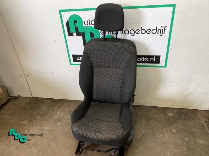Stoel links van een Mercedes Citan (Citan 12-), Auto-onderdelen, Interieur en Bekleding, Mercedes-Benz, Gebruikt, 3 maanden garantie