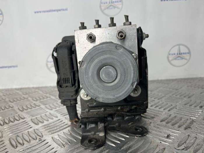 ABS Pomp van een Mercedes Sprinter, Gebruikt, -, -, 3 maanden garantie