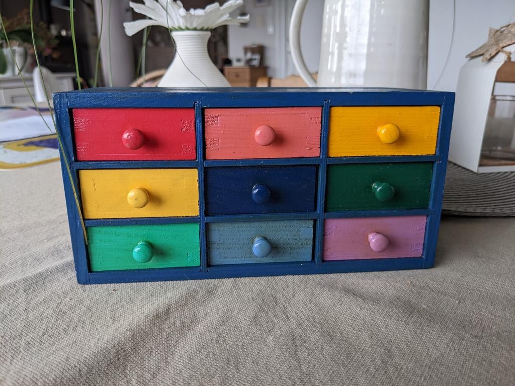 Petit meuble à trésors, bijoux..., Enlèvement ou Envoi