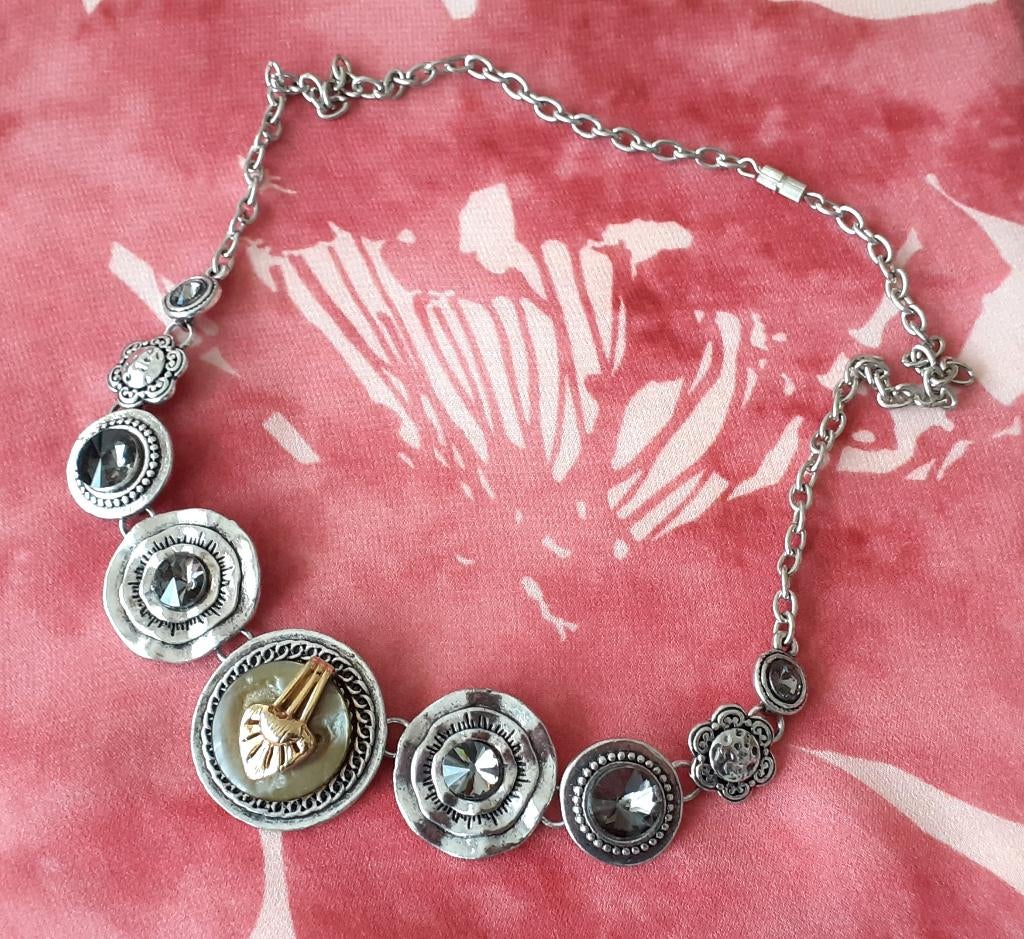 Halsketting vintage zilver met kristalletjes en parelmoer, Bijoux, Sacs & Beauté, Colliers, Neuf, Pierre ou Minéral, Enlèvement ou Envoi