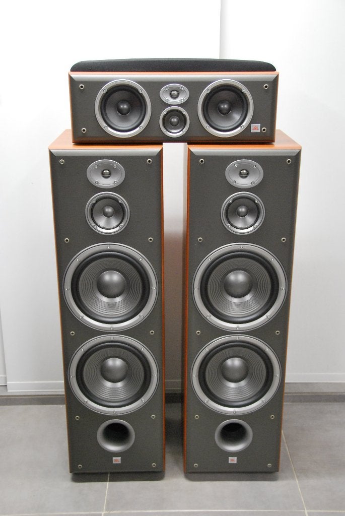 JBL  E100 als nieuw uitvoerig te beluisteren, Audio, Tv en Foto, Luidsprekerboxen, Stereo speakers, JBL, Zo goed als nieuw, Geschikt voor surround/home cinema