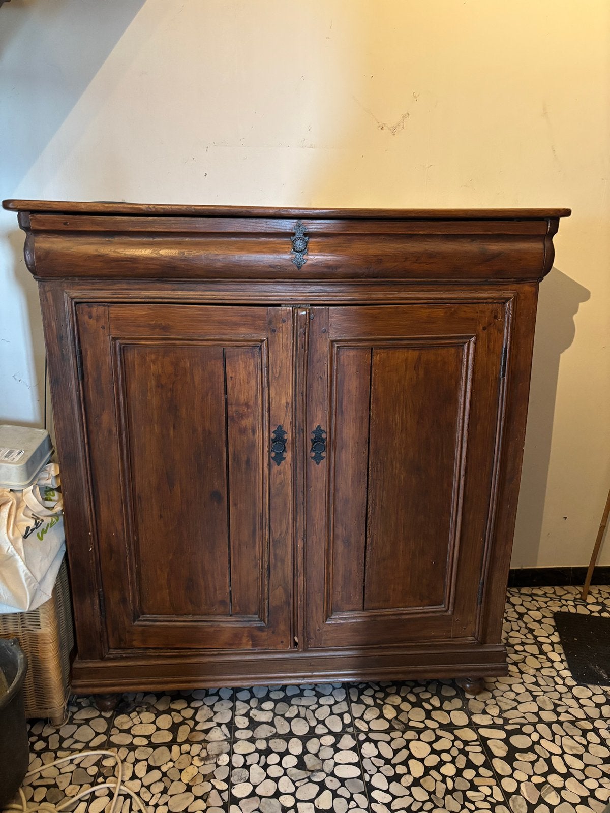 Oude massief houten kast, Antiek en Kunst, Ophalen
