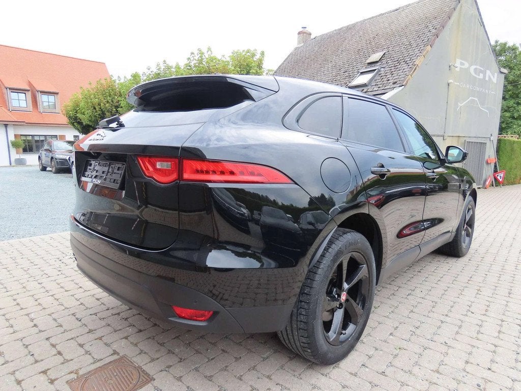 Jaguar F-Pace F-Pace 2.0 D AWD Portfolio (EU6.2), Achat, 2460 kg, Euro 6, Entreprise