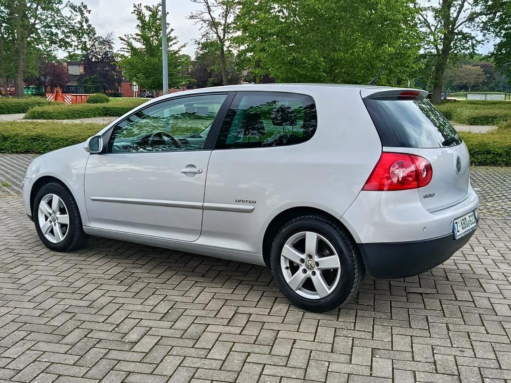 Golf 5/United Edition/ 2008 / benzine/1.4 / 59 kt, Autos, Volkswagen, Entreprise, Achat, Golf, Phares antibrouillard, Essence
