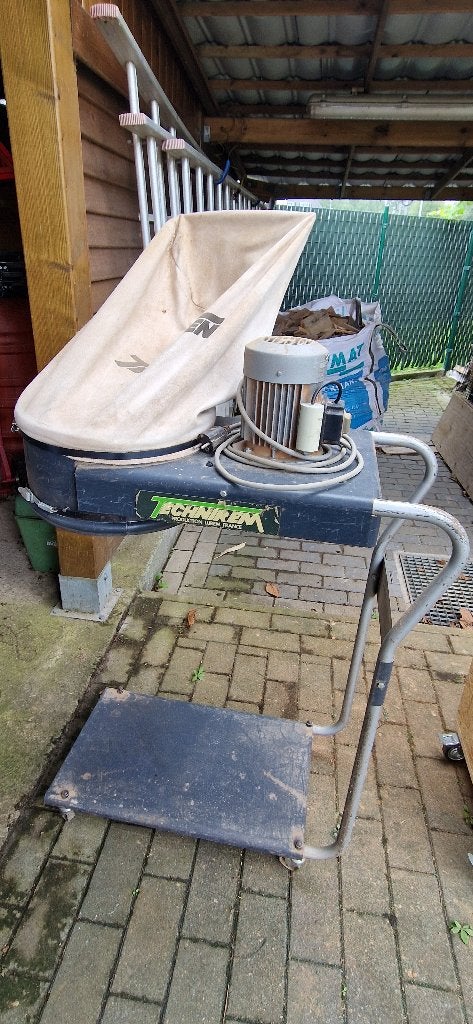 stofafzuiging voor houtcombine, Ophalen
