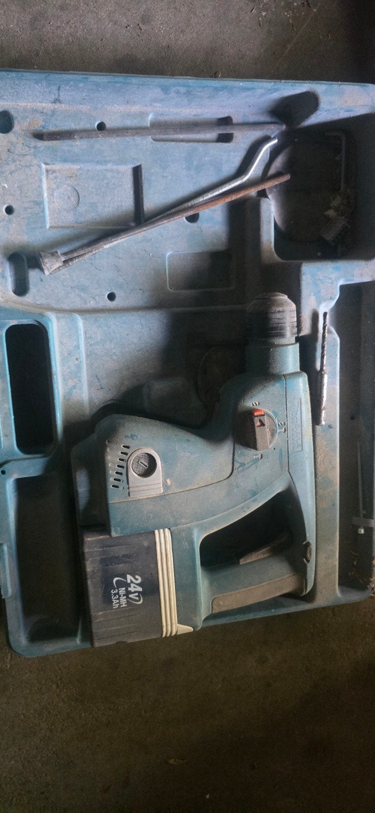 makita 24v boorhamer, Enlèvement, Utilisé, Makita