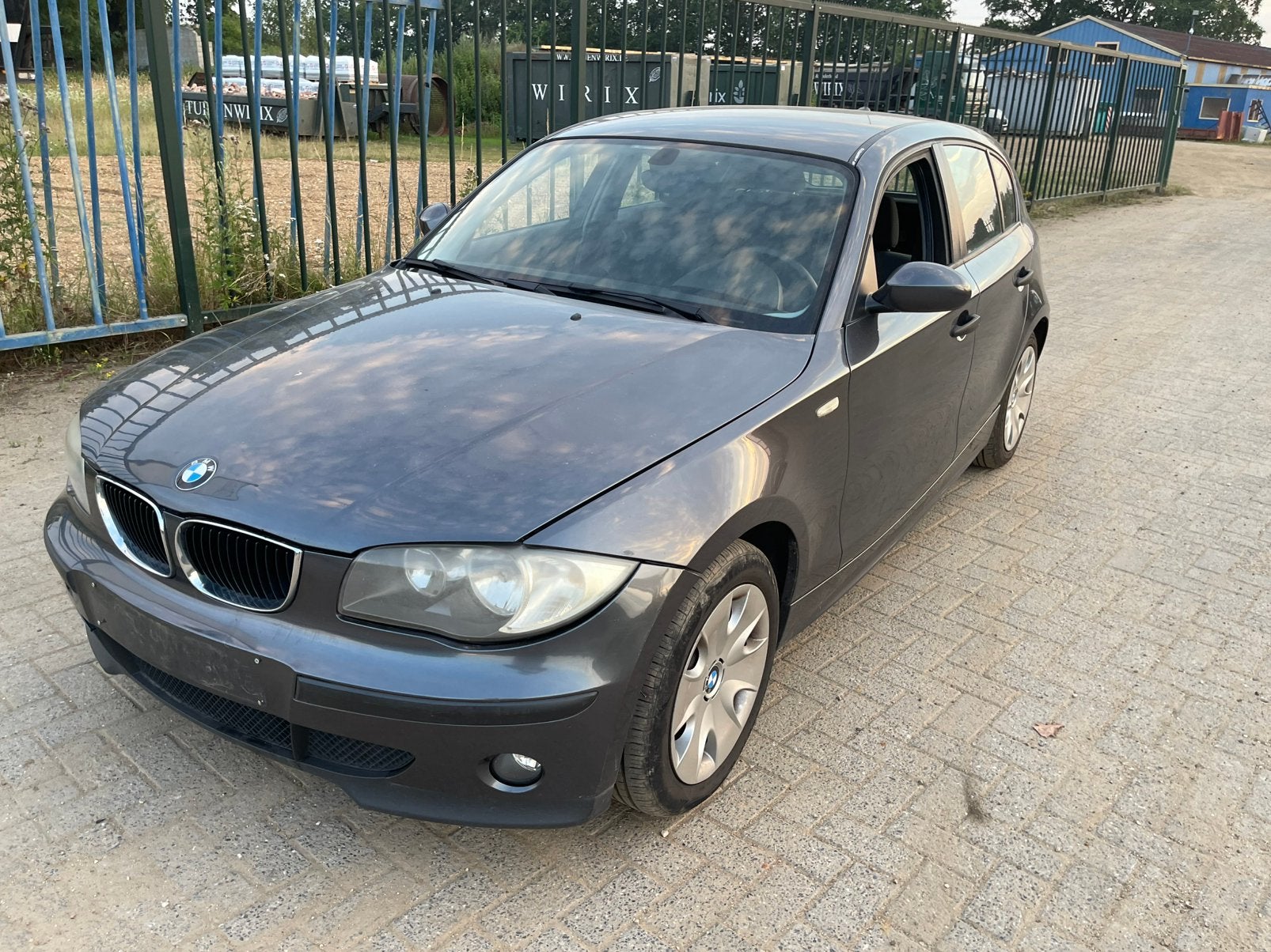 Bmw 116i benzine voor export of opmaak 650€, Auto's, BMW, Particulier, Benzine, Te koop