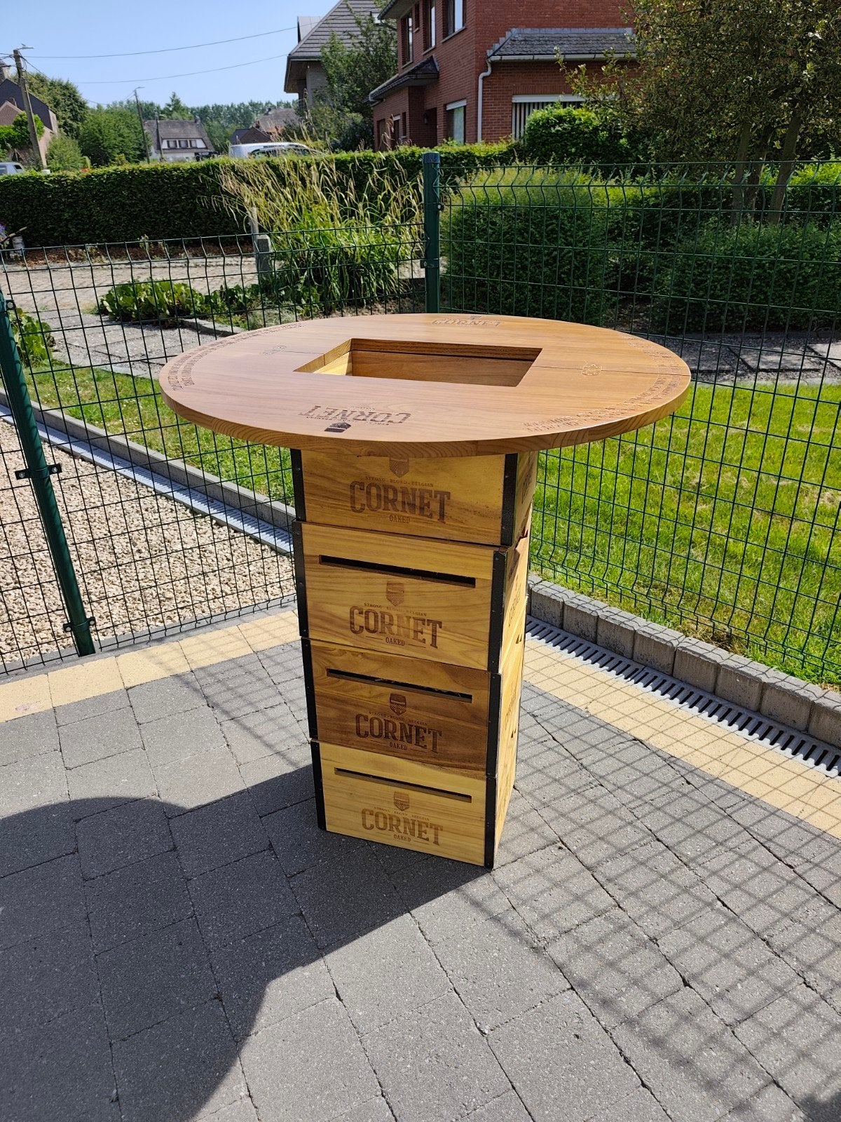 Mooie Cornet tafel, Tuin en Terras, Ophalen