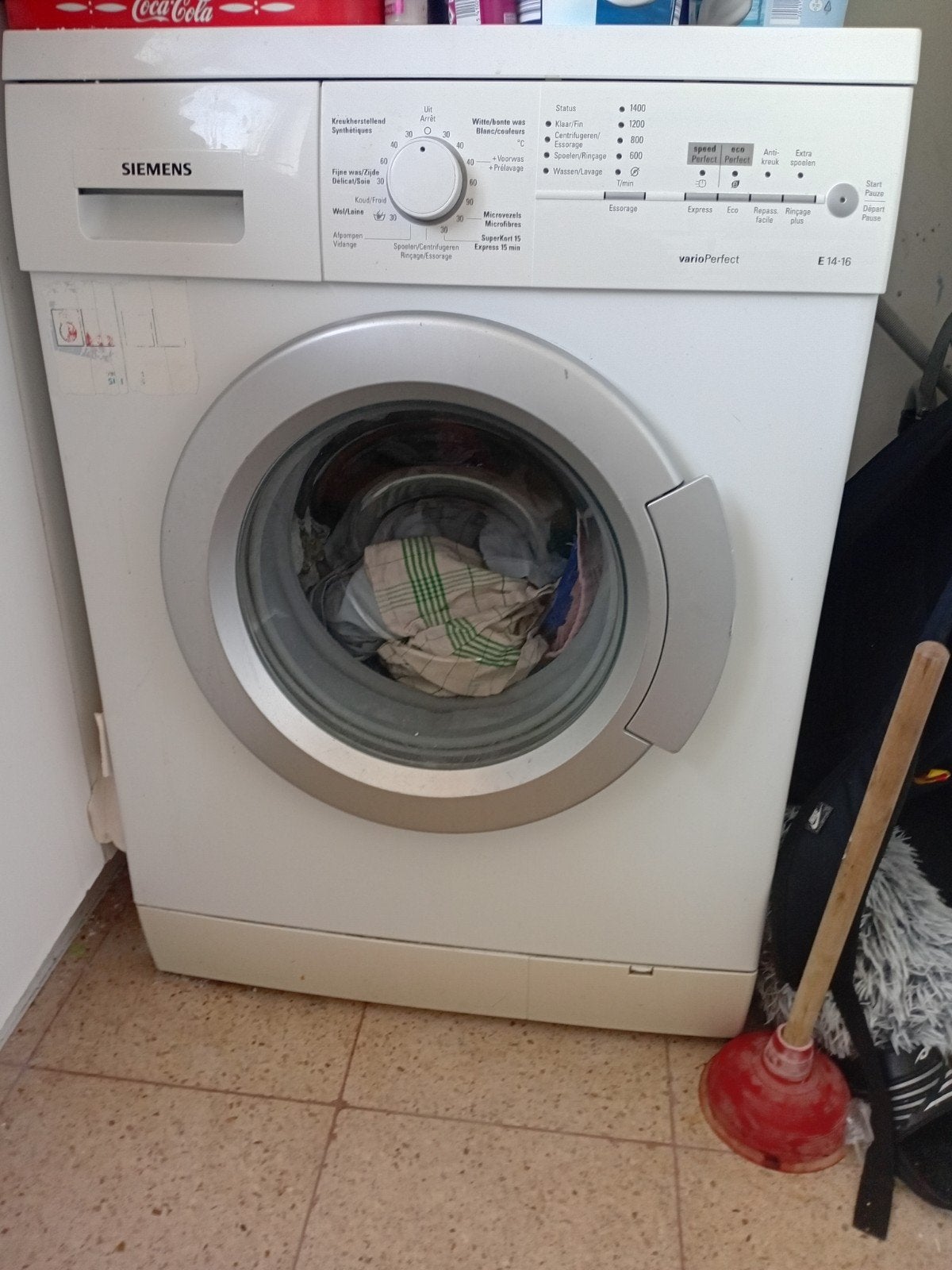 Wasmachine siemens, Ophalen, Zo goed als nieuw, 85 tot 90 cm, 1200 tot 1600 toeren