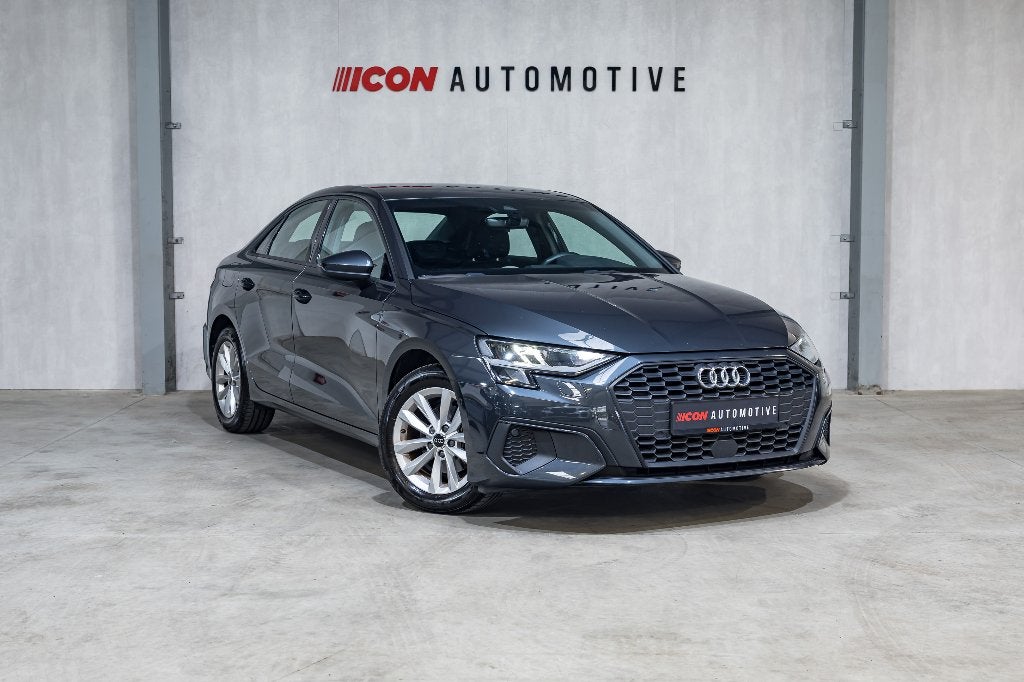 AUDI A3 BERLINE 30 TFSI DSG AUTOMAAT | TREKHAAK | CARPLAY, Autos, Audi, Argent ou Gris, Achat, Entreprise, Garantie prolongée