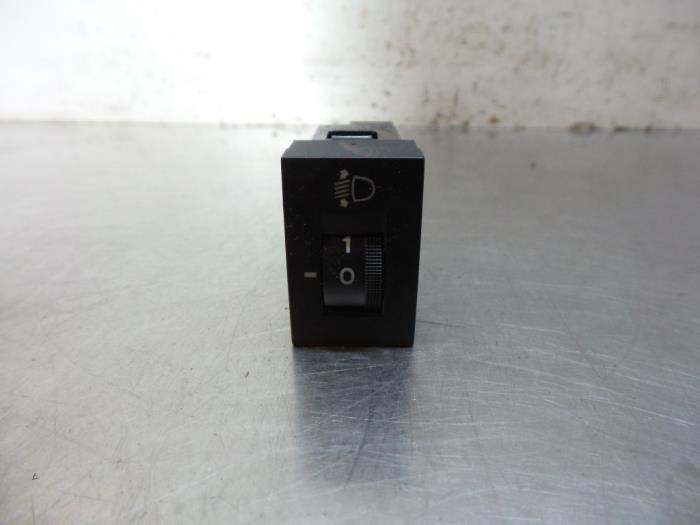 Schakelaar Koplamp Ihv van een Hyundai Matrix (Matrix 02-), Gebruikt, -, -, Ophalen of Verzenden