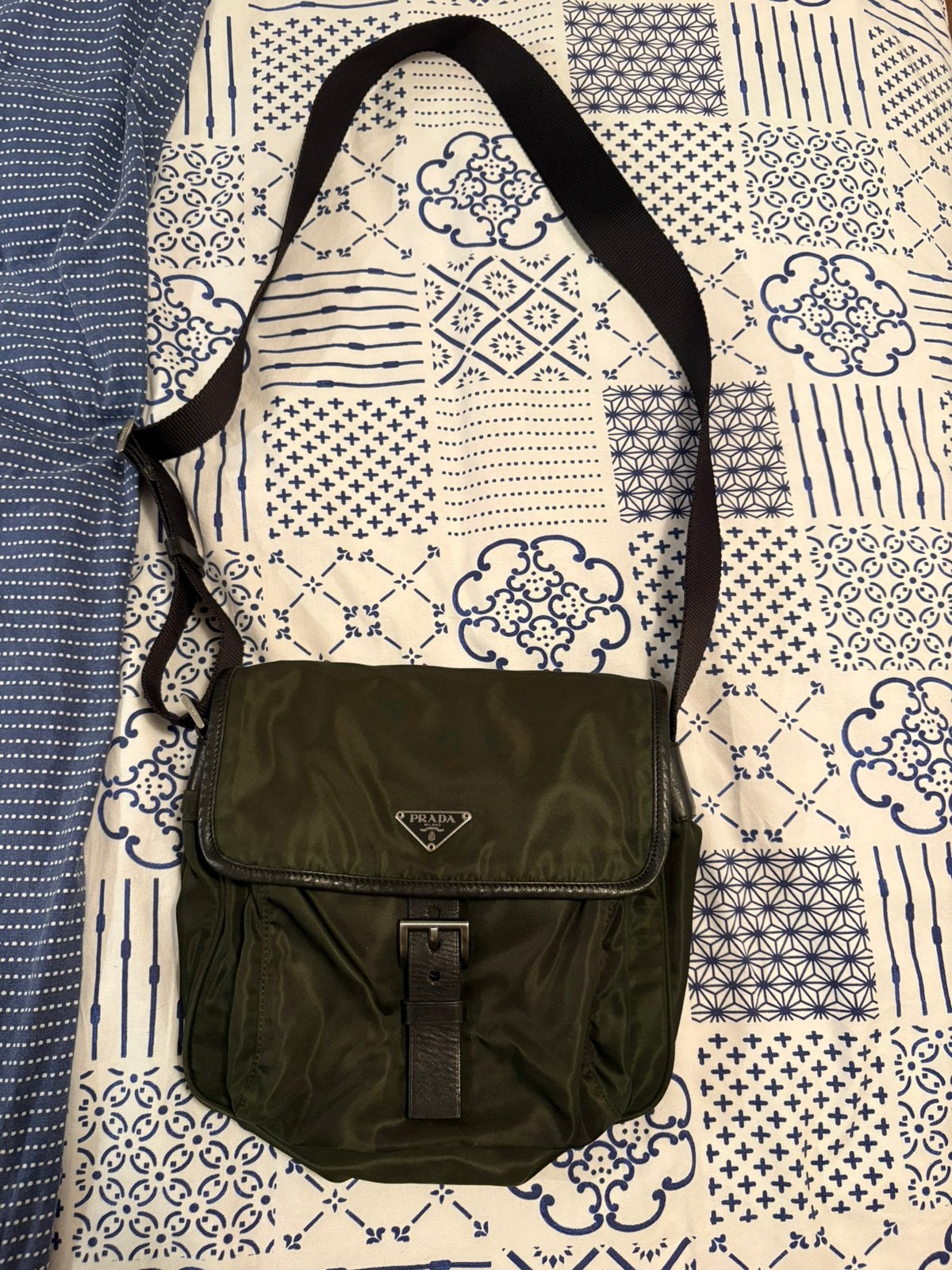Prada Re-Nylon Crossbody bag vintage, Ophalen of Verzenden, Zo goed als nieuw, Groen