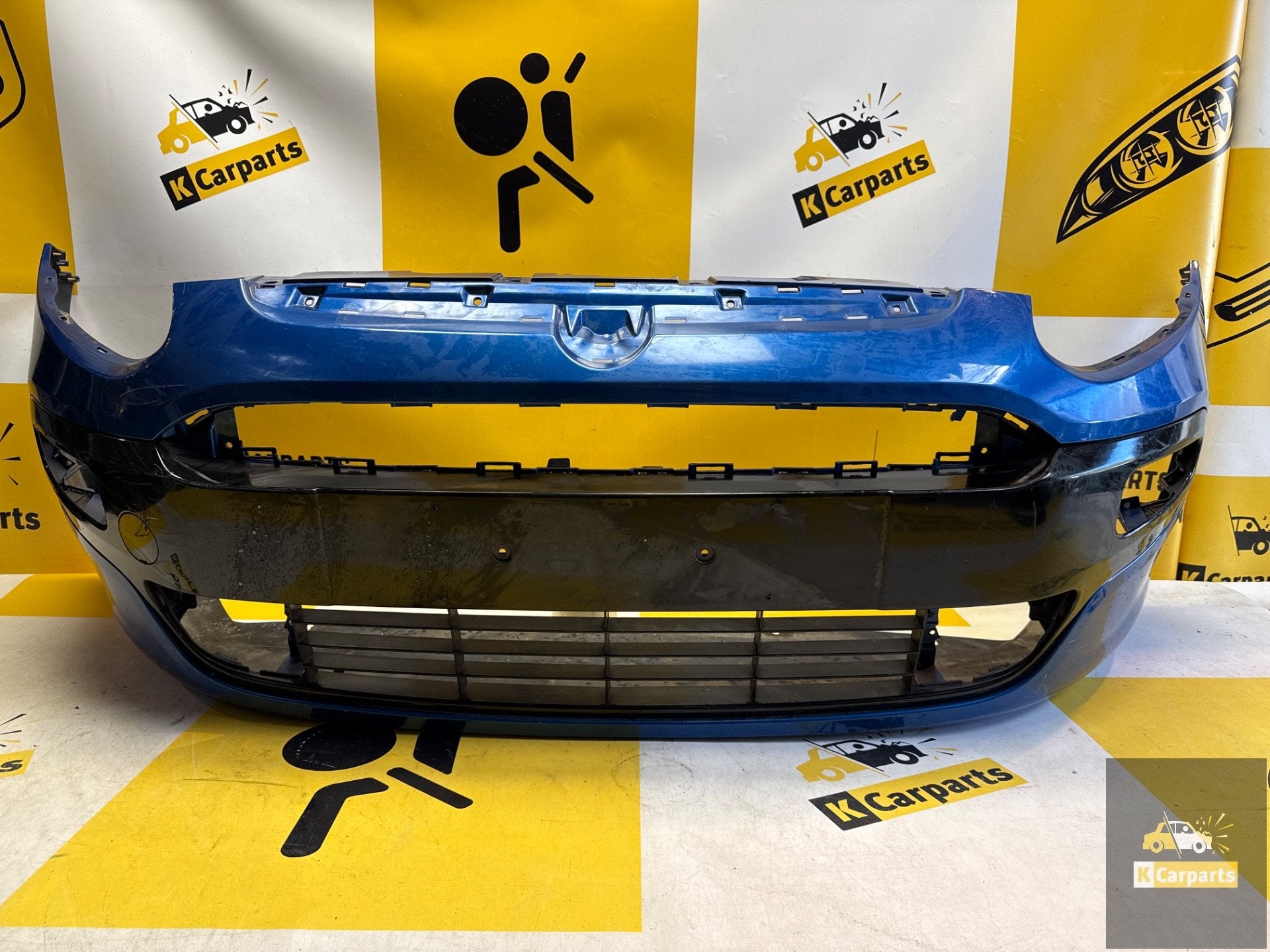 Voorbumper Fiat punto 2010-2016 735536139 bumper, Info@fabrikant.eu, Bumper, Fabrikant BV, Gebruikt