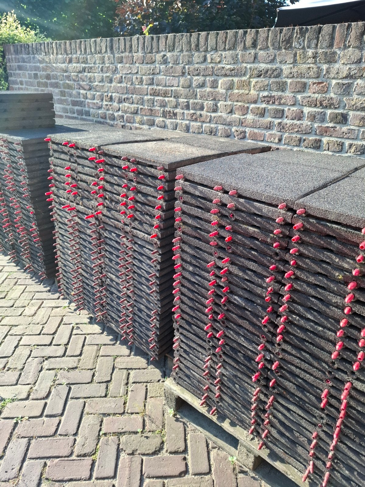 Rubberen tegels 50x50x4,5 cm Zwembaden Paardenstallen, Tuin en Terras, Terrasdelen en Vlonders, Ophalen