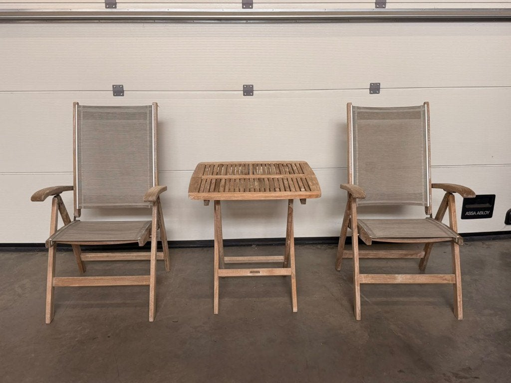 (51) set van 2 plooibare tuinstoelen en tafel in teakhout., Ophalen, Zo goed als nieuw, Teakhout