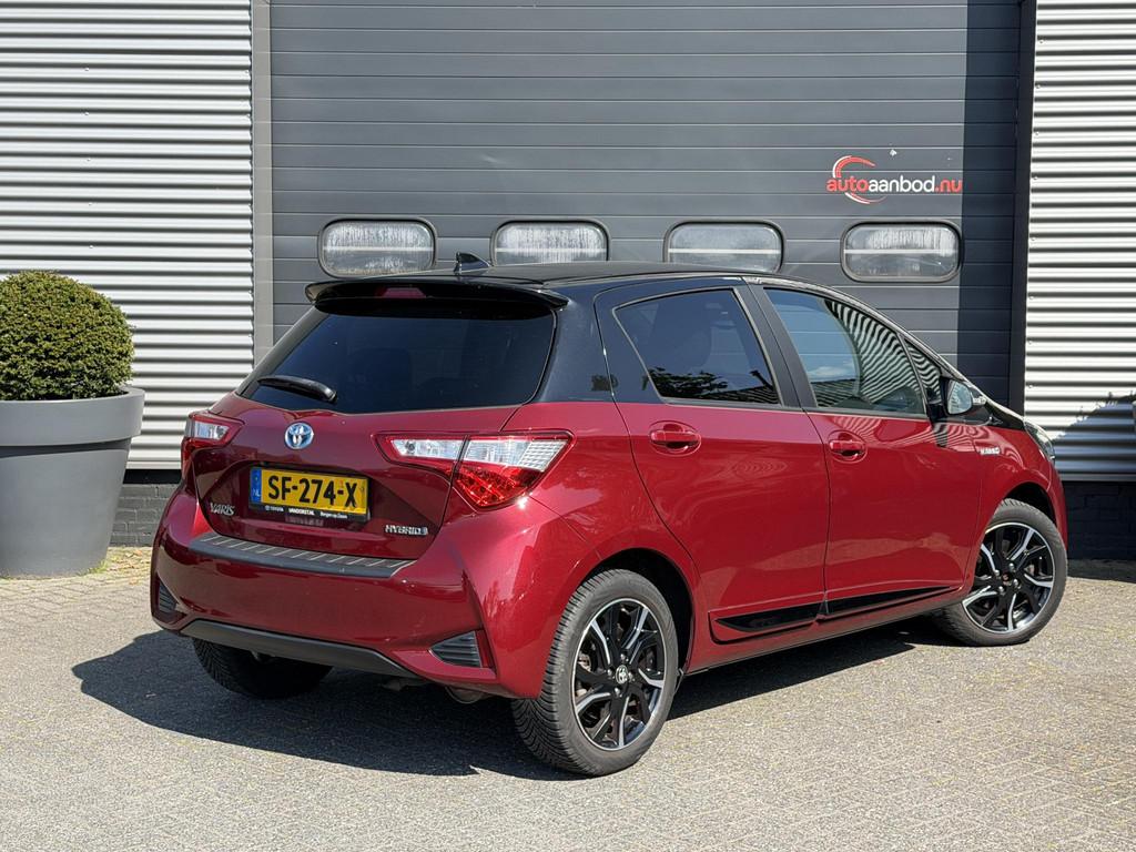 Toyota Yaris 1.5 Hybrid Bi-Tone Plus (automatique), Autos, Toyota, Rouge, Achat, Euro 6, Entreprise