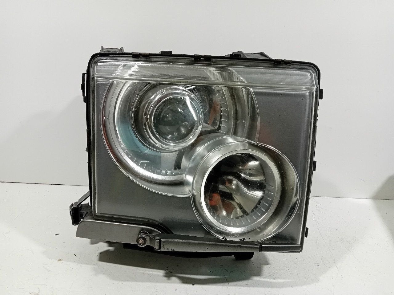 Koplamp rechts Land Rover Range Rover, Onderdelen@venauto.nl, Van der Ven Autorecycling B.V., Ettenseweg 76, 4706 PB Roosendaal, The Netherlands