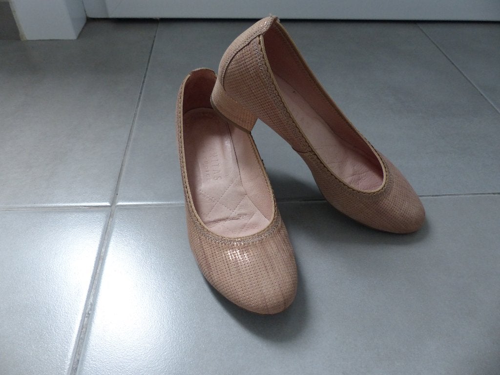 Hispanitas mooie schoenen met hakje - maat 38, Pumps, Beige, Hispanitas, Ophalen of Verzenden