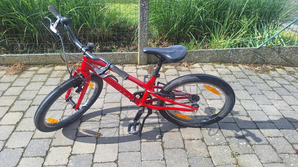 Specialized jett  20 inch, Fietsen en Brommers, Ophalen