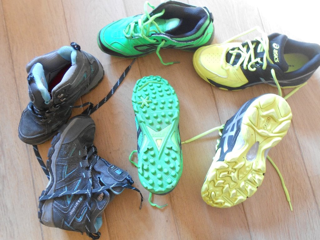 baskets Asics ou Osaka 37 OU bottines de marche Karrimor 36, Enlèvement, Utilisé, Garçon ou Fille, Chaussures de sport