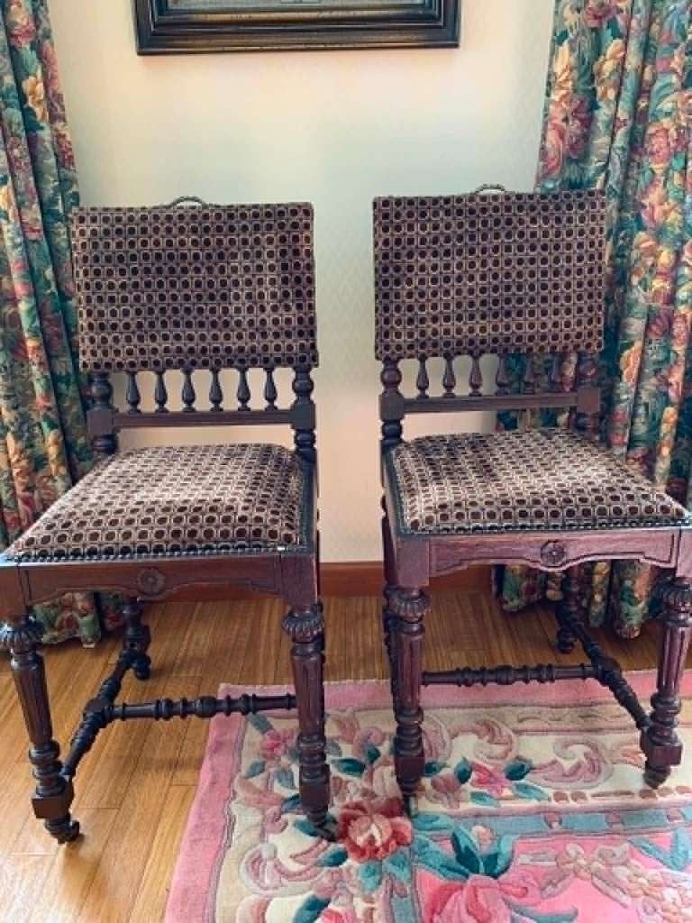 TWEE EIKEN STOELEN, Huis en Inrichting, Stoelen, Ophalen, Gebruikt, Twee
