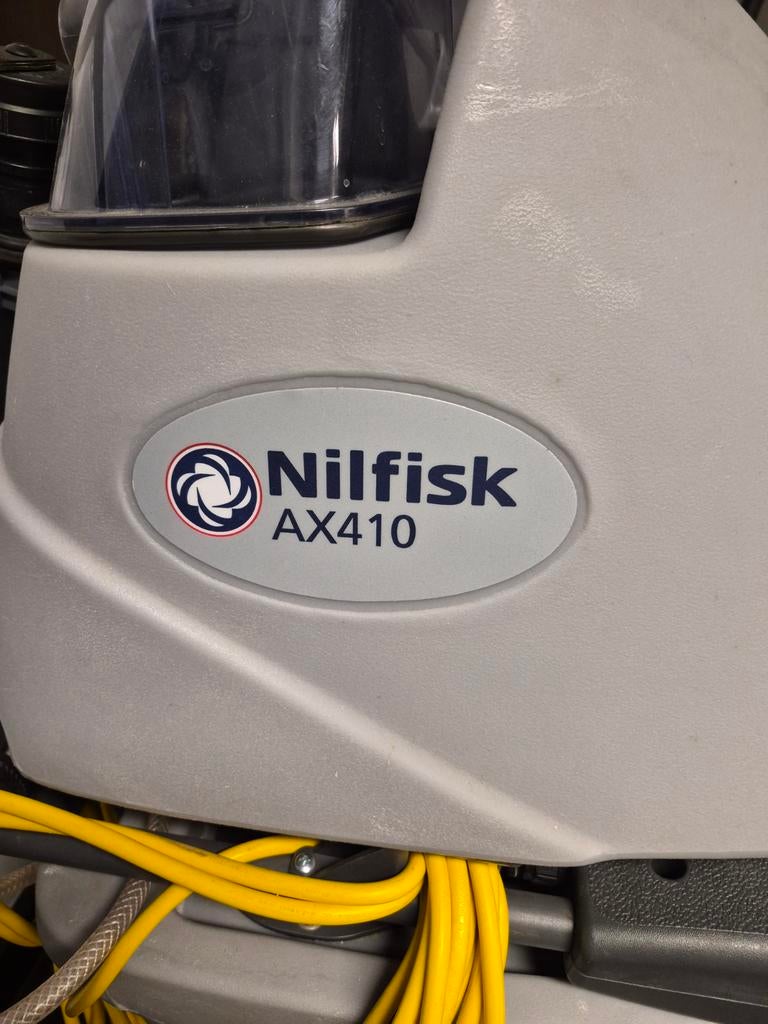 Nifisk ax410 champouineuse tapis, Electroménager, Aspirateurs