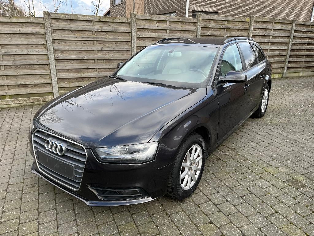 Audi A4 2.0 TDI Avant 130kw/170pk 03-2014 165dkm 6-vit Leder, Auto's, Audi, Voorwielaandrijving, USB, 4 cilinders, A4