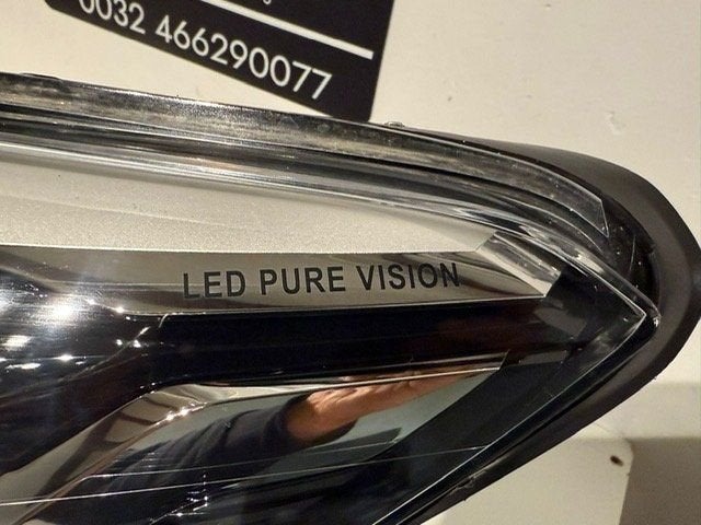 RENAULT CAPTUR FACELIFT VOL LED KOPLAMP LINKS 260606152R, Gebruikt, -, Renault, -