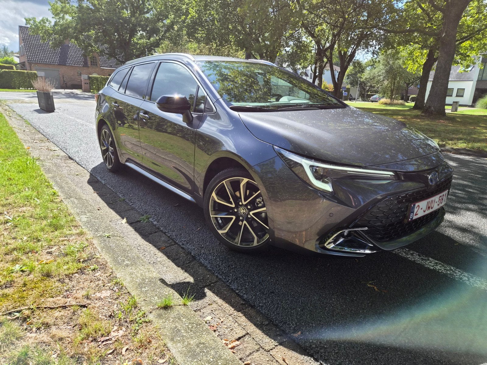 Toyota Corolla Break • PREMIUM • 2600KM • Nieuw, Auto's, Voorwielaandrijving, Sportstoelen, 102 kW, Break