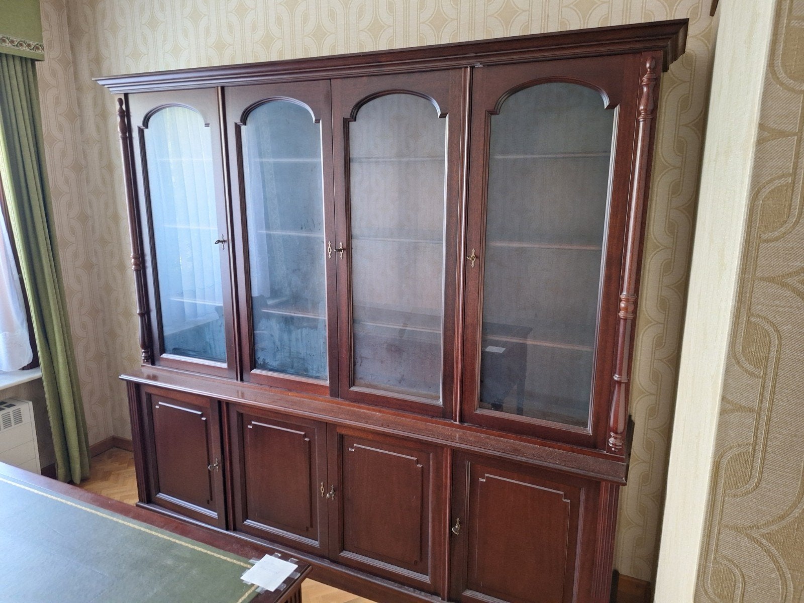 bibliotheek kast, Ophalen