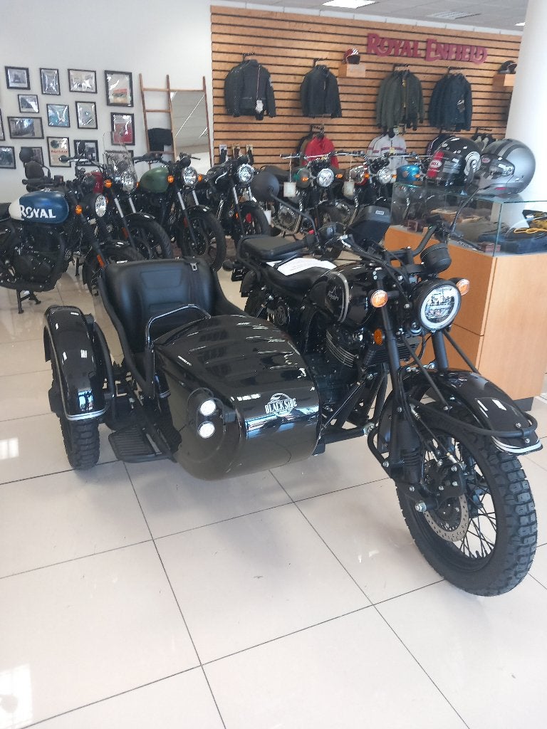 Side car Mash Side Force 2023 (270 km), 445 cm³, Occasion, 12 à 35 kW, 1 cylindre